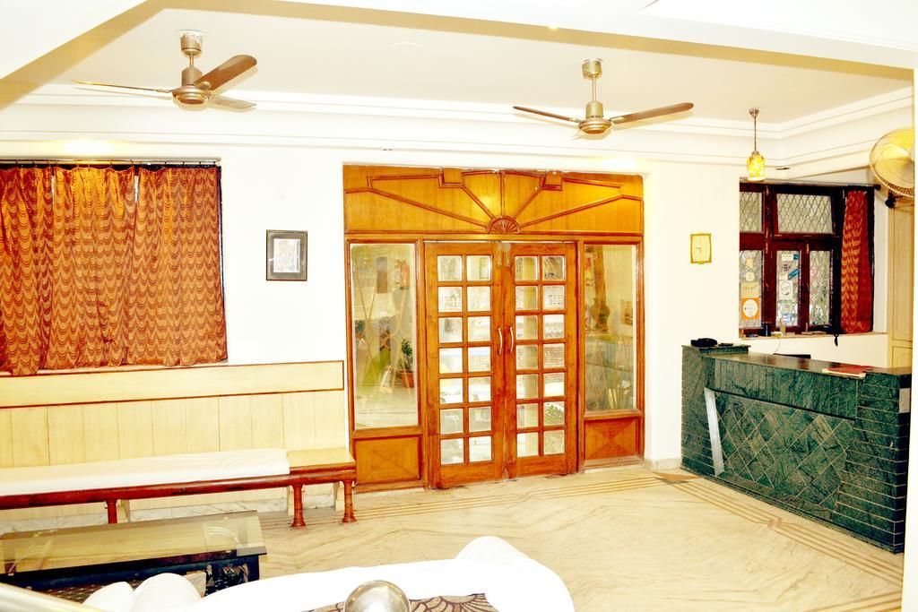 Hotel Sheela, 100M From Taj Mahal Agra  Zewnętrze zdjęcie