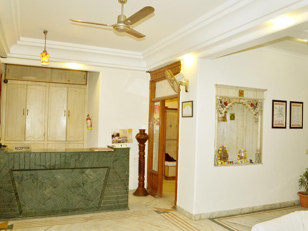 Hotel Sheela, 100M From Taj Mahal Agra  Zewnętrze zdjęcie