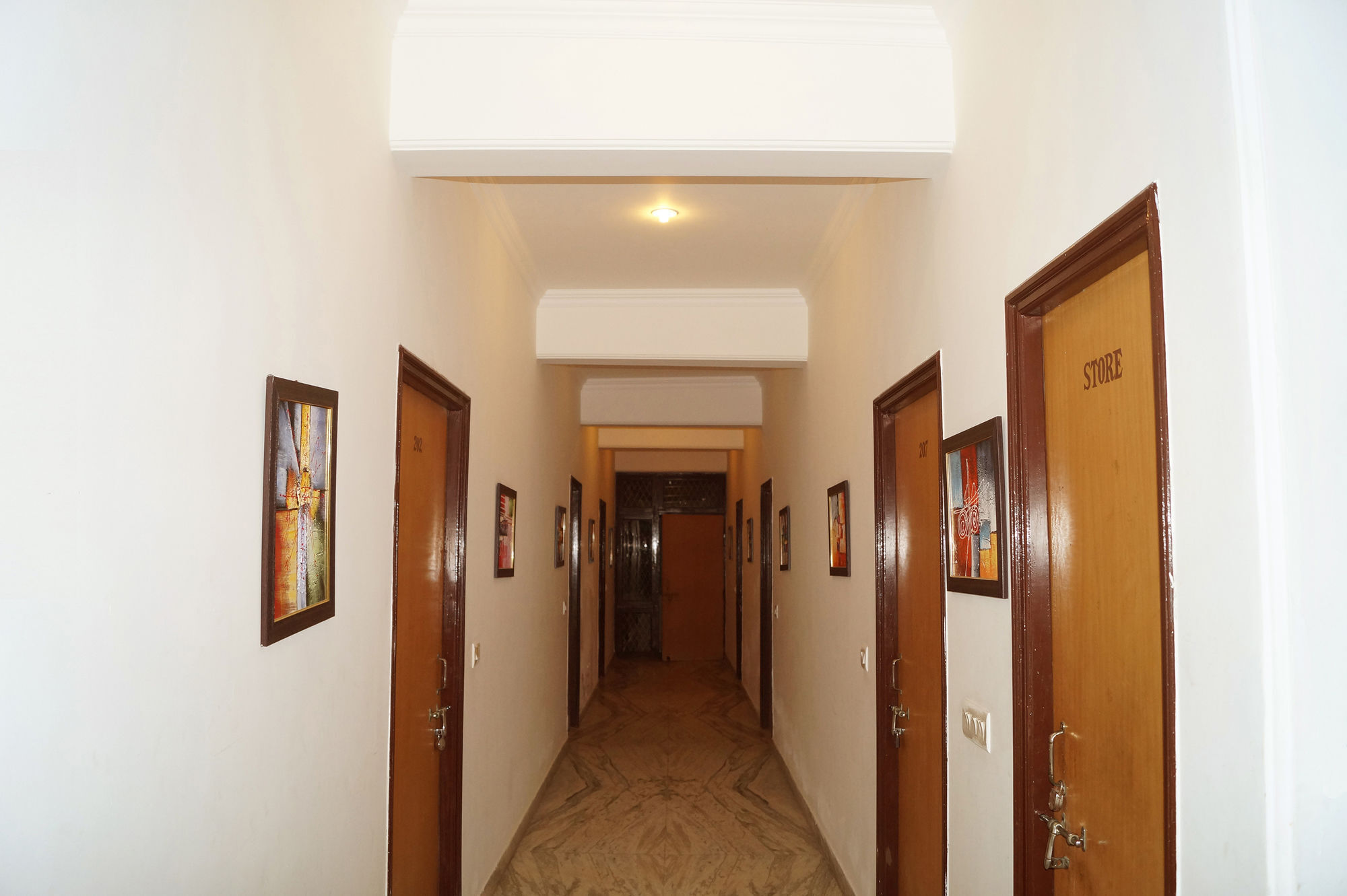 Hotel Sheela, 100M From Taj Mahal Agra  Zewnętrze zdjęcie