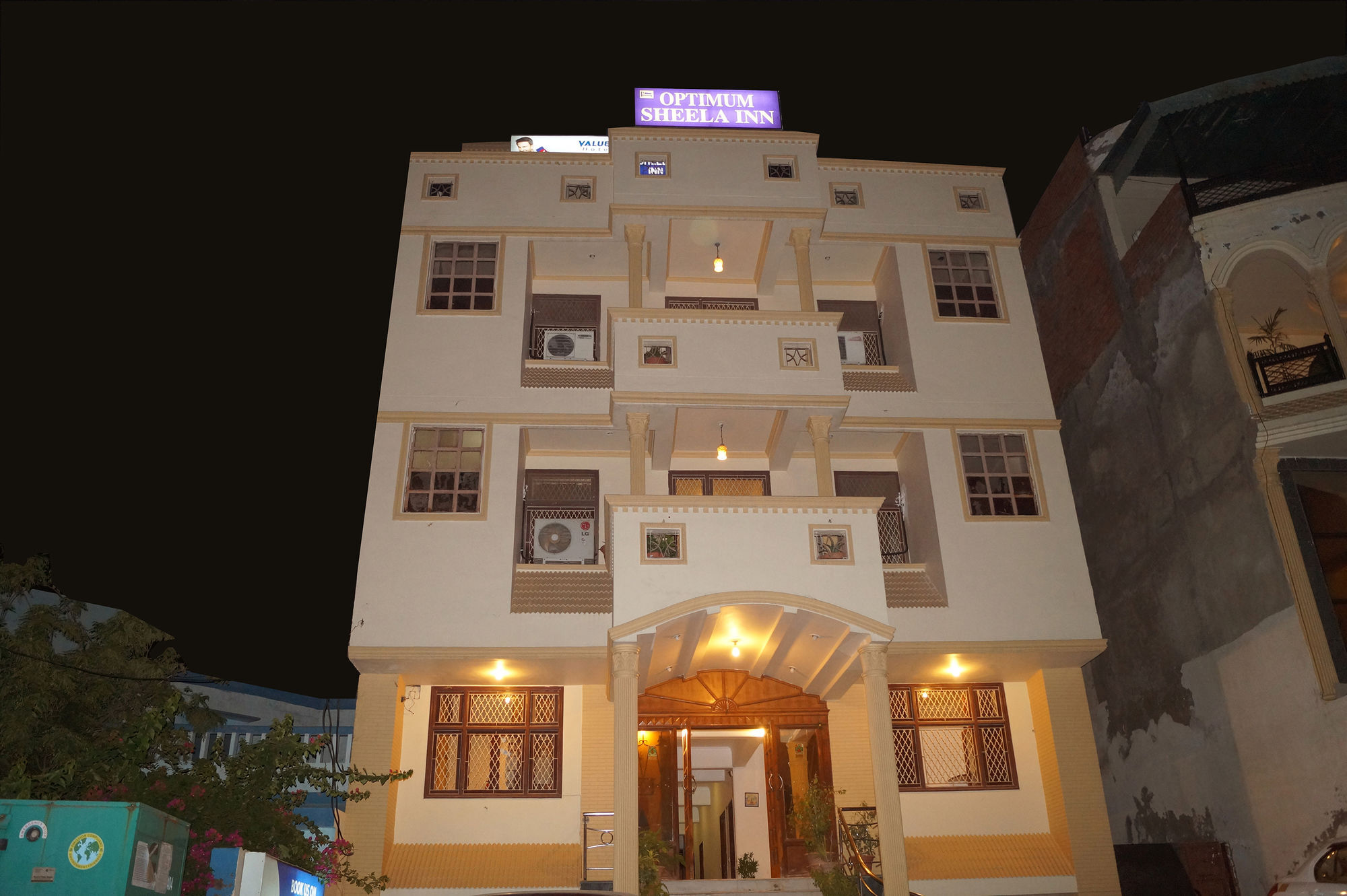 Hotel Sheela, 100M From Taj Mahal Agra  Zewnętrze zdjęcie